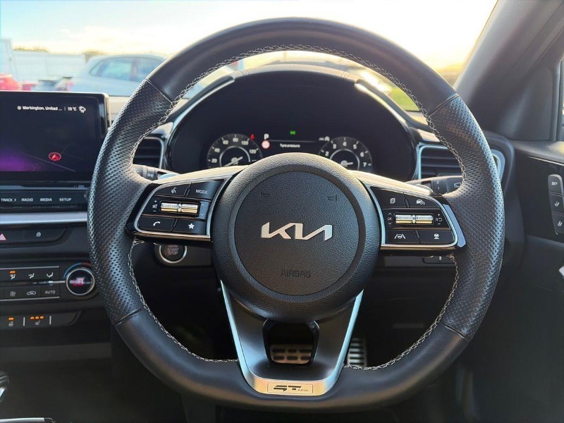 2024 (74) KIA CEED 1.5T GDi ISG 138 GT-Line S 5dr DCT 5920531