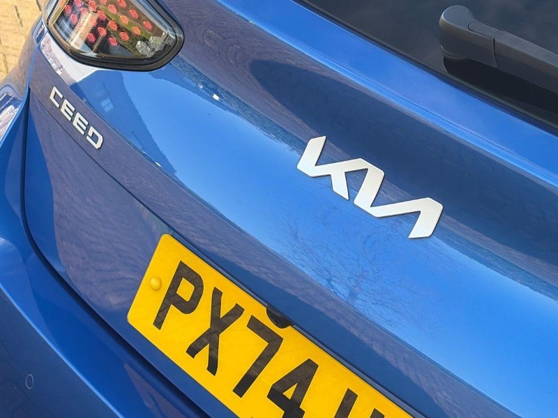2024 (74) KIA CEED 1.5T GDi ISG 138 GT-Line S 5dr DCT 5920554