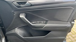 2021 (21) VOLKSWAGEN T-ROC 1.5 TSI EVO R-Line 5dr DSG 5936572