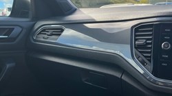 2021 (21) VOLKSWAGEN T-ROC 1.5 TSI EVO R-Line 5dr DSG 5936586