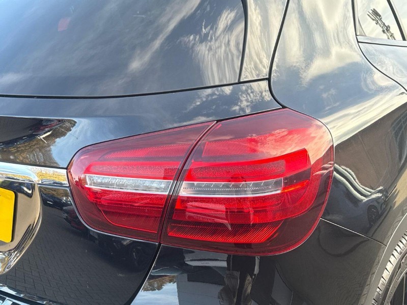 2019 (69) MERCEDES-BENZ GLA 200 AMG Line Edition Plus 5dr Auto 5993380