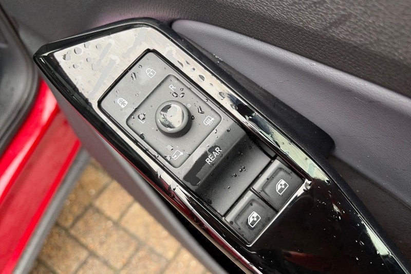 2022 (72) VOLKSWAGEN ID.4 150kW Family Pro Performance 77kWh 5dr Auto 5941705