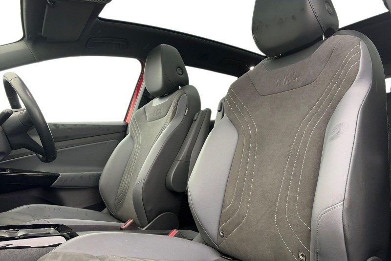 2022 (72) VOLKSWAGEN ID.4 150kW Family Pro Performance 77kWh 5dr Auto 5941697