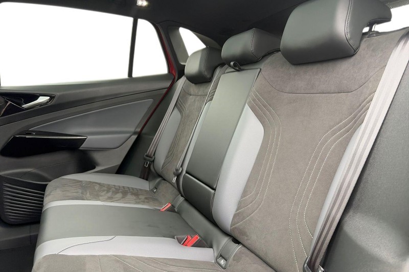 2022 (72) VOLKSWAGEN ID.4 150kW Family Pro Performance 77kWh 5dr Auto 5941698