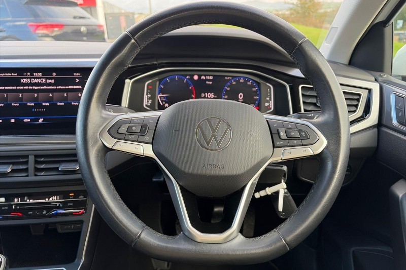 2022 (22) VOLKSWAGEN POLO 1.0 TSI Style 5dr 5923796