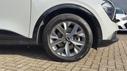 2024 (74) KIA SPORTAGE 1.6T GDi HEV Shadow 5dr Auto 5953012