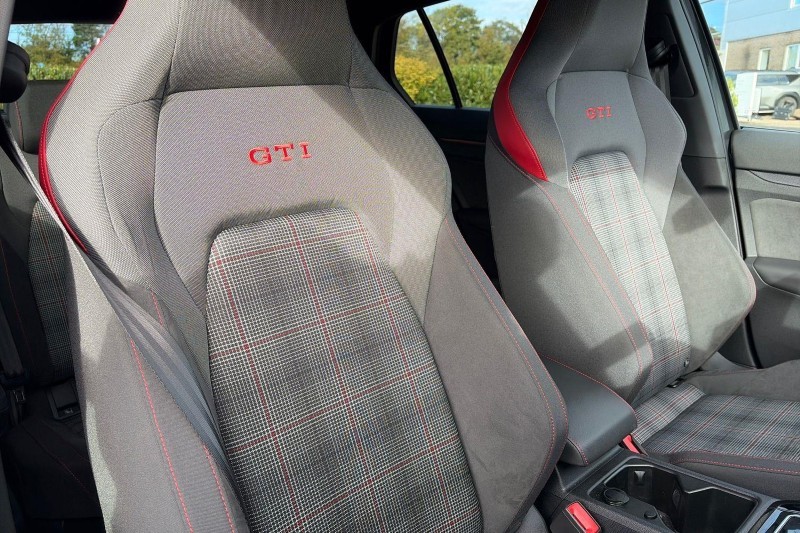 2025 (25) VOLKSWAGEN GOLF 2.0 TSI 265 GTI 5dr DSG 5921020