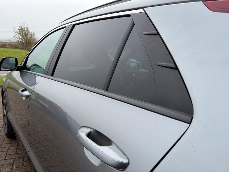 2024 (24) KIA NIRO 1.6 GDi 127 Hybrid 3 5dr DCT 5926846