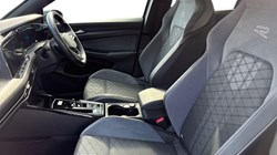 2024 (24) VOLKSWAGEN GOLF 1.5 eTSI 150 R-Line 5dr DSG 5924053
