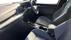 2024 (24) VOLKSWAGEN GOLF 1.5 eTSI 150 R-Line 5dr DSG 5924048