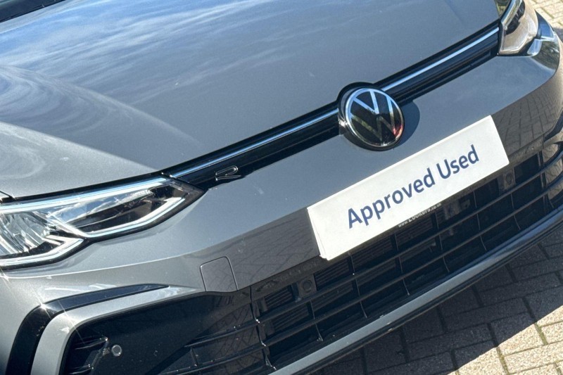 2024 (24) VOLKSWAGEN GOLF 1.5 eTSI 150 R-Line 5dr DSG 5924078