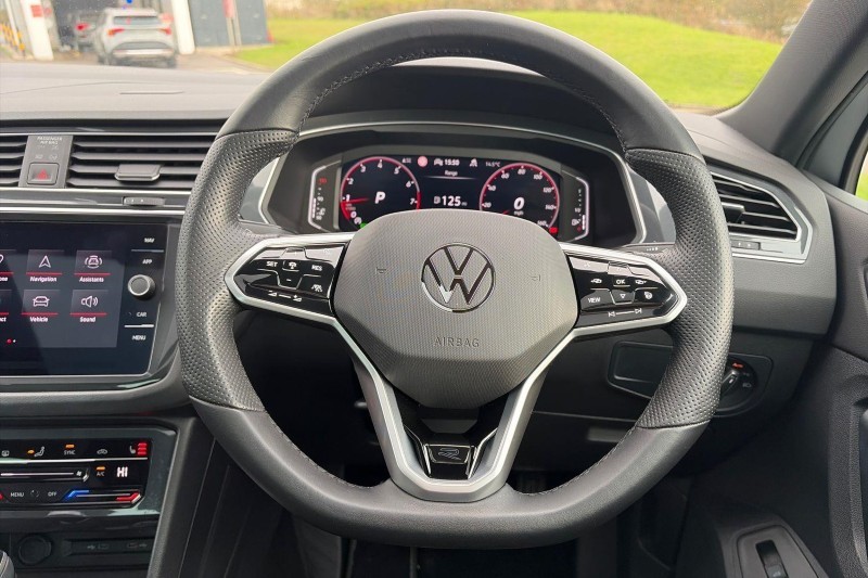 2022 (72) VOLKSWAGEN TIGUAN 2.0 TSI 4Motion R-Line 5dr DSG 5929193