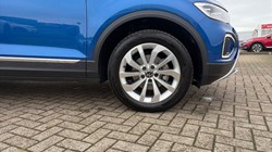 2023 (23) VOLKSWAGEN T-ROC 1.0 TSI Style 5dr 5928819