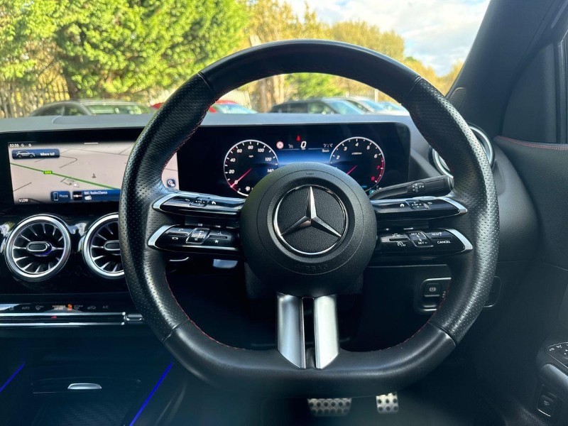 2024 (24) MERCEDES-BENZ GLA 200 AMG Line Executive 5dr Auto 5955701