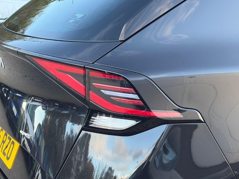 2025 (25) KIA SPORTAGE 1.6T GDi 207 HEV GT-Line S 5dr Auto 5946649