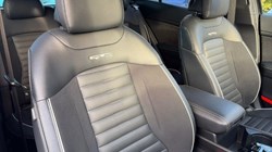 2025 (25) KIA SPORTAGE 1.6T GDi 207 HEV GT-Line S 5dr Auto 5946626