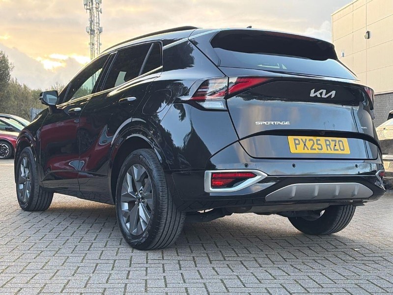 2025 (25) KIA SPORTAGE 1.6T GDi 207 HEV GT-Line S 5dr Auto 5946650