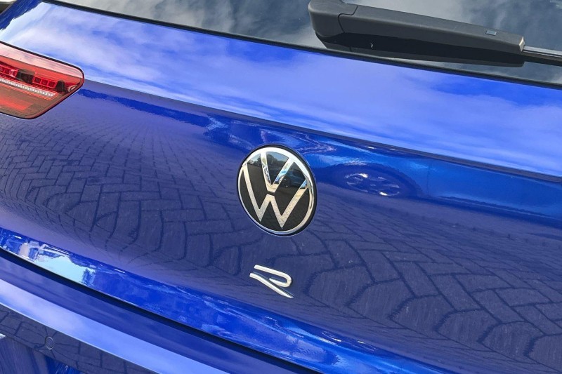 2021 (21) VOLKSWAGEN GOLF 2.0 TSI 320 R 4Motion 5dr DSG 5950158