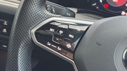 2022 (72) VOLKSWAGEN GOLF 1.5 TSI R-Line 5dr 5979315