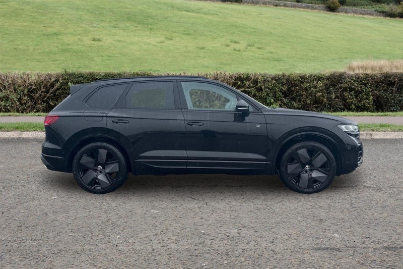 2024 (24) VOLKSWAGEN TOUAREG 3.0 V6 TDI 4Motion 286 Black Edition 5dr Tip Auto 5984789