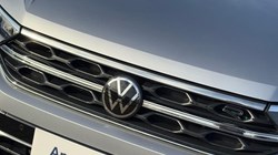 2023 (23) VOLKSWAGEN T-ROC 2.0 TDI 150 EVO R-Line 5dr 5993496