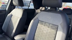 2023 (23) VOLKSWAGEN T-ROC 2.0 TDI 150 EVO R-Line 5dr 5993492