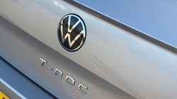 2023 (23) VOLKSWAGEN T-ROC 2.0 TDI 150 EVO R-Line 5dr 5993500