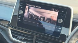 2023 (23) VOLKSWAGEN T-ROC 2.0 TDI 150 EVO R-Line 5dr 5993487
